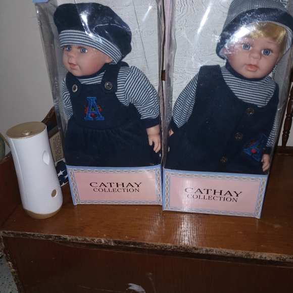 Twins porcelain collection collection dolls - Picture 3 of 3